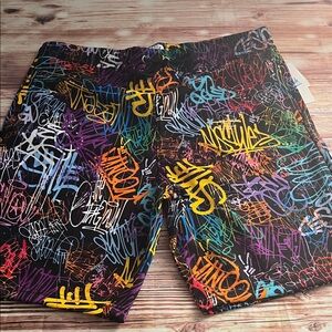 Fresh Prints of Bel-Air Black Multicolor Graffiti Print Shorts XL